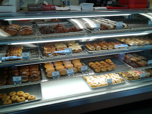Dessert Shop «Family Donuts & Deli», reviews and photos, 9045 Fair Oaks Blvd, Carmichael, CA 95608, USA