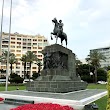 İzmir Atatürk Anıtı