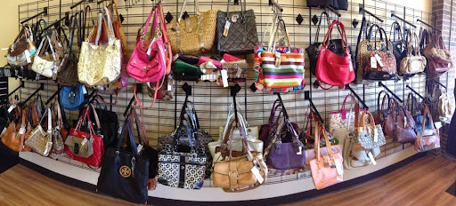 Used Clothing Store «Clothes Mentor Arlington Heights», reviews and photos, 862 W Dundee Rd, Arlington Heights, IL 60004, USA