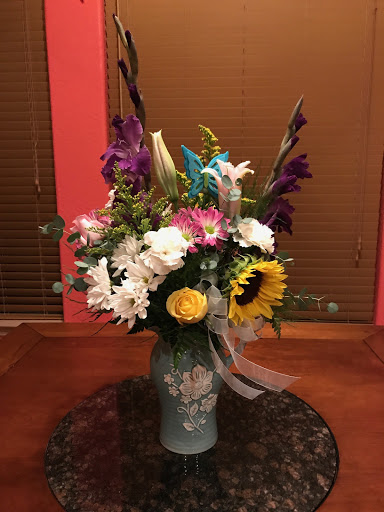 Florist «Blooms & Bouquets», reviews and photos, 2502 N Howard Ave, Tampa, FL 33607, USA