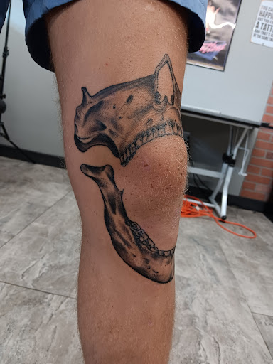 Explore live your dash tattoo ideas, creative tattoo ideas in Fredericksburg, available at Tattoo Maker Custom ink 2