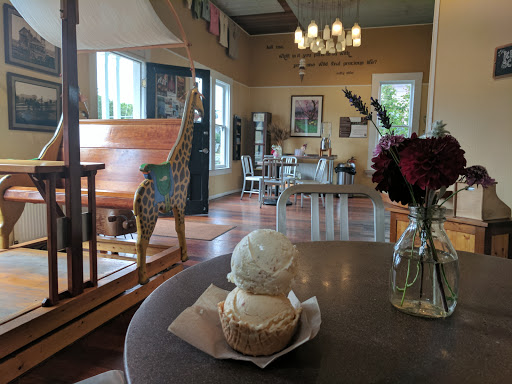 Ice Cream Shop «Arcata Scoop», reviews and photos, 1068 I St, Arcata, CA 95521, USA