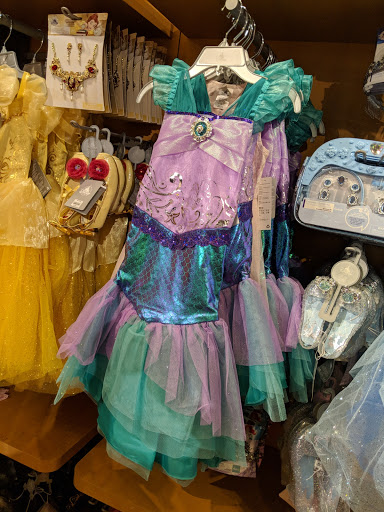 Toy Store «Disney Store», reviews and photos, 8687 N Central Expy, Dallas, TX 75225, USA