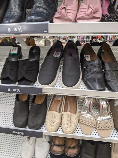 Thrift Store «Savers», reviews and photos