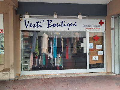 Vesti boutique croix rouge à Meaux