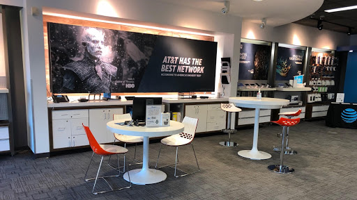 Cell Phone Store «AT&T», reviews and photos, 91 Boston Post Rd, Orange, CT 06477, USA