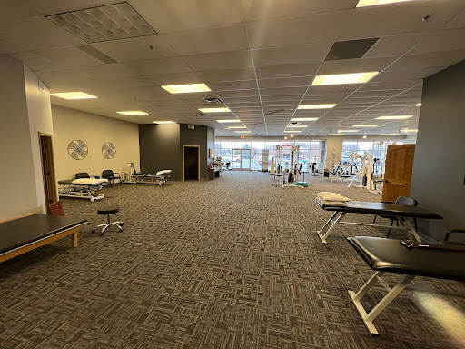 HealthQuest Physical Therapy - Sterling Heights