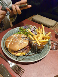 Hamburger du Restaurant français L'INSTANT PARTAGÉ à Vauréal - n°8