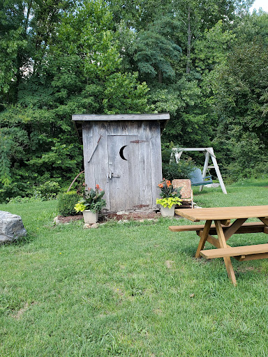 Resort «Smoke Hole Caverns», reviews and photos, 8290 N Fork Hwy, Cabins, WV 26855, USA