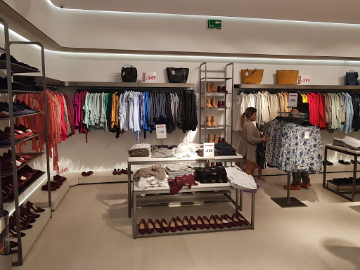 Sfera Clothing Store