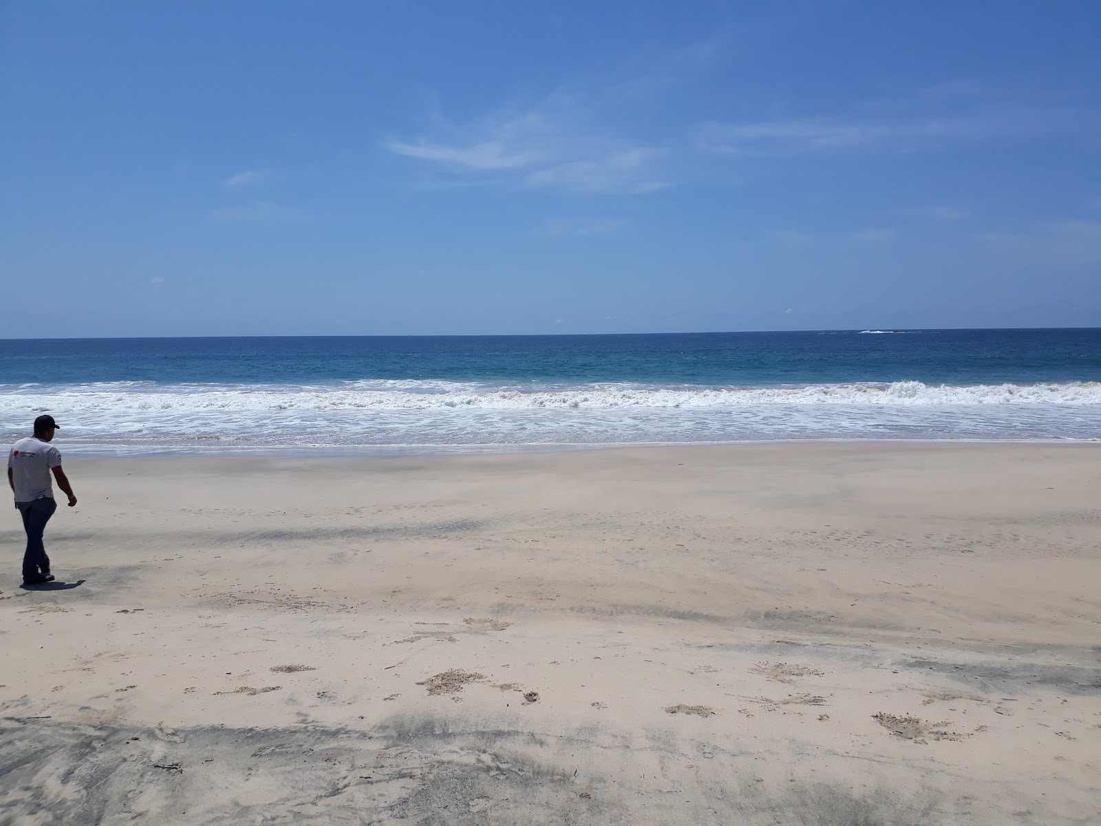 Photo of Alamandas beach located in natural area
