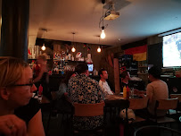 Atmosphère du Restaurant allemand KIEZ Kanal à Paris - n°13