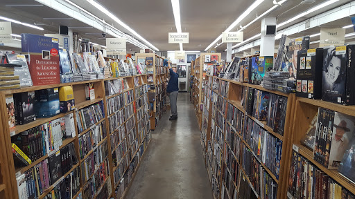 Book Store «Half Price Books», reviews and photos, 5017 Excelsior Blvd, St Louis Park, MN 55416, USA