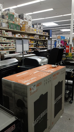 Sporting Goods Store «Academy Sports + Outdoors», reviews and photos, 1414 N Loop 336 W, Conroe, TX 77304, USA