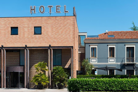 Hotel Villa Giulietta Via Riviera del Brenta, 169, 30032 Fiesso D'artico VE, Italia