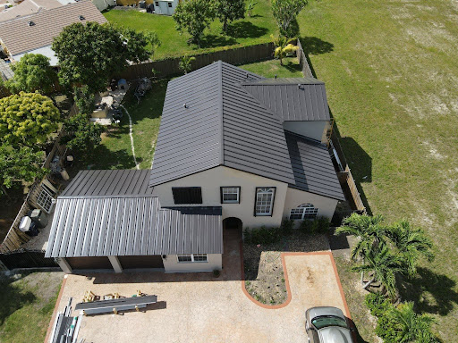 Roofing Contractor «Istueta Roofing», reviews and photos, 7501 NW 7th St, Miami, FL 33126, USA