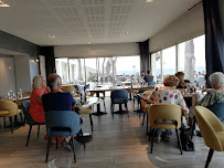 Atmosphère du Restaurant français La Villa Madrigal - Restaurant Carry-le-Rouet - n°5