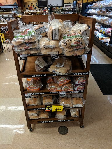 Grocery Store «Hannaford Supermarket», reviews and photos, 43 Round Lake Rd, Ballston Lake, NY 12019, USA