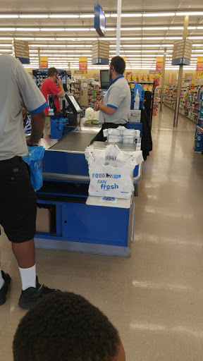 Grocery Store «Food Lion», reviews and photos, 1202 W Broad St, Elizabethtown, NC 28337, USA
