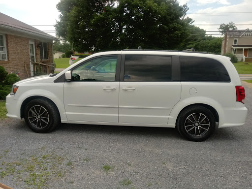 Used Car Dealer «Hi Lo Auto Sales & Service - 40», reviews and photos, 1427 W Patrick St, Frederick, MD 21702, USA