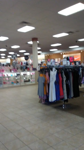 Bealls, 410 US-175 Frontage Rd, Seagoville, TX 75159, USA, 