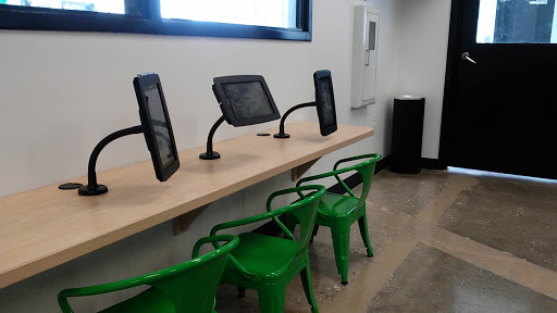 Used Car Dealer «DriveTime Used Cars», reviews and photos, 11227 Reisterstown Rd, Owings Mills, MD 21117, USA