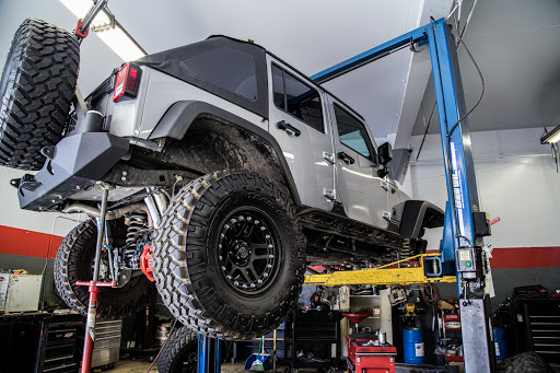 Truck Accessories Store «4 Wheel Parts Performance Center», reviews and photos, 550 W San Carlos St, San Jose, CA 95126, USA