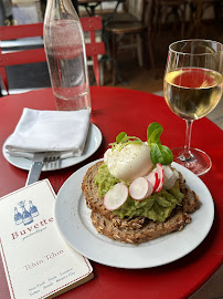 Avocado toast du Restaurant français Buvette Paris - n°2