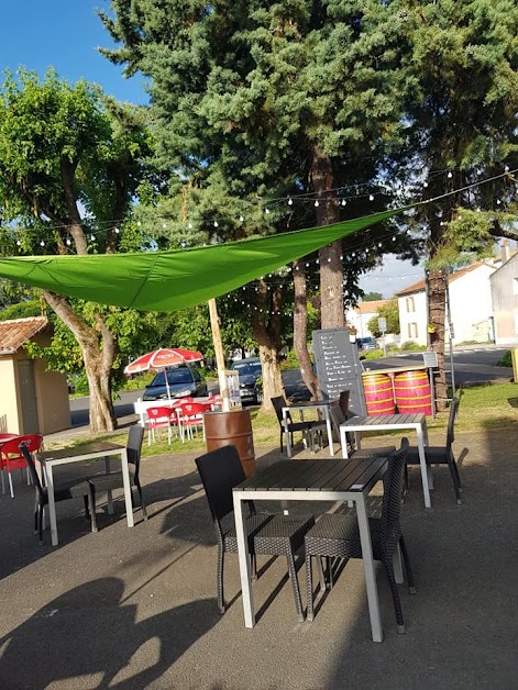 Le Café de l'Union à Louin (Deux-Sèvres 79)