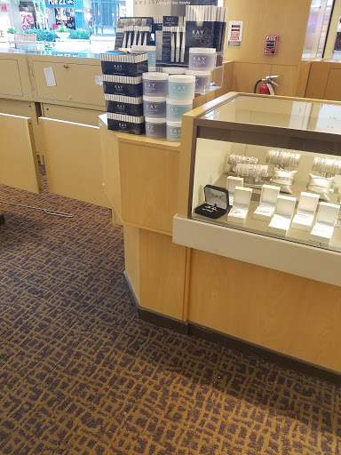 Jewelry Store «Kay Jewelers», reviews and photos, 4737 Concord Pike #560, Wilmington, DE 19803, USA