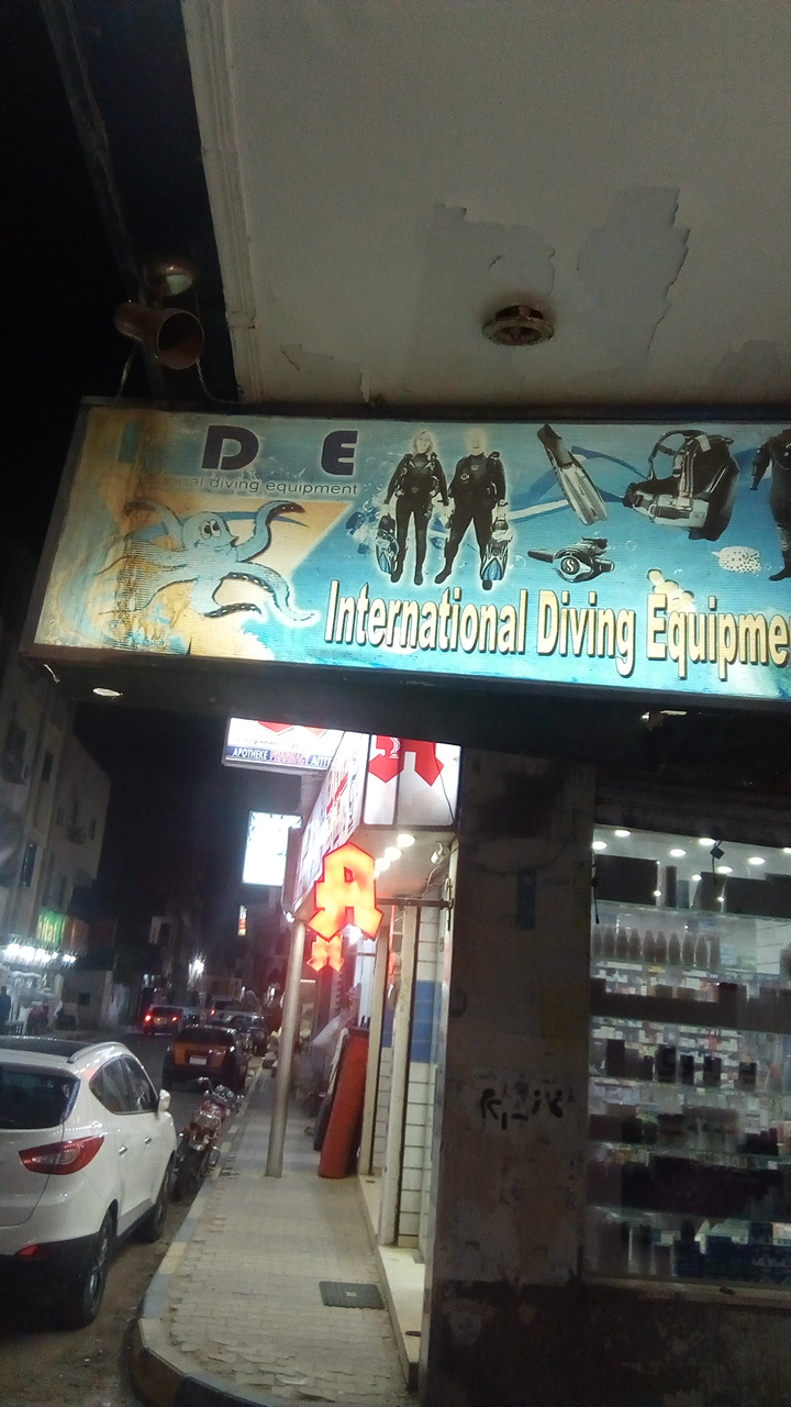 International Diving Equipment