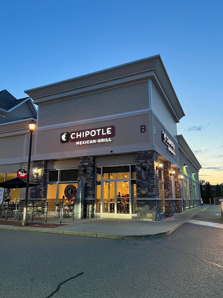 Chipotle Mexican Grill 02048