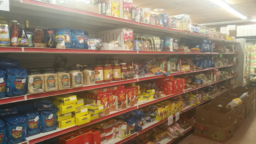 Grocery Store «The Salvage Store Discount Grocery», reviews and photos, 82540 LA-25, Folsom, LA 70437, USA