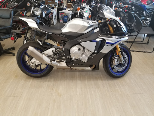Motorcycle Dealer «Rosenau Powersports», reviews and photos, 24732 Ford Rd, Dearborn Heights, MI 48127, USA