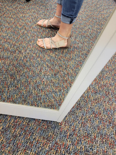 Shoe Store «Shoe Carnival», reviews and photos, 6524 Garth Rd, Baytown, TX 77521, USA