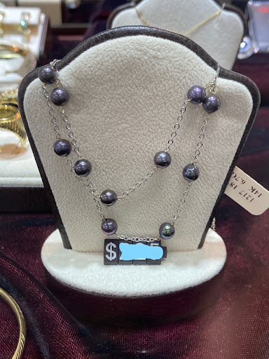 Pawn Shop «Wizebuys PawnBrokers Outlet», reviews and photos, 2928 E Highland Rd, Highland Charter Twp, MI 48356, USA