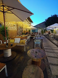 Atmosphère du Restaurant La Terraza de la Cave A Jambon à Marseille - n°19