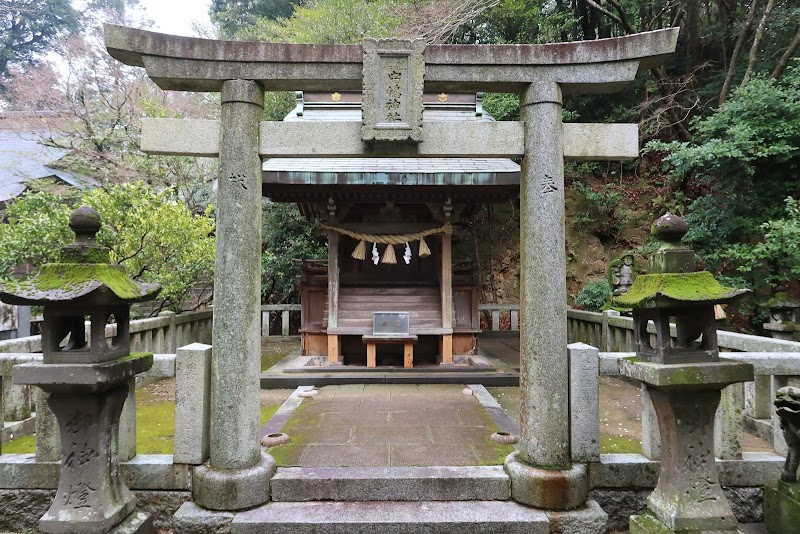 中嶋神社(境内社)