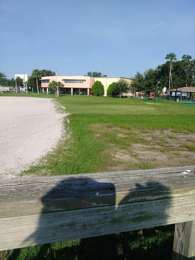 Recreation Center «Gulfport Recreation Center», reviews and photos, 5730 Shore Blvd S, Gulfport, FL 33707, USA