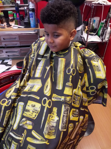 Barber Shop «In the Cuts Barber Shop», reviews and photos, 26 W Franklin St, Hagerstown, MD 21740, USA