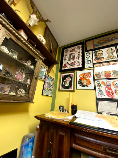 Tattoo Shop «Nautilus Tattoo», reviews and photos, 2719 Berlin Turnpike, Newington, CT 06111, USA