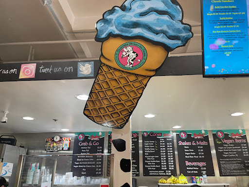 Ice Cream Shop «Babes Ice Cream & Dessert», reviews and photos, 2264 S Kinnickinnic Ave, Milwaukee, WI 53207, USA