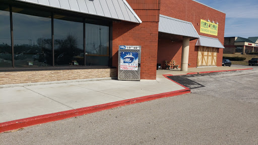 Grocery Store «Fresh Thyme Farmers Market- Bloomington IN», reviews and photos, 3600 W 3rd St, Bloomington, IN 47404, USA