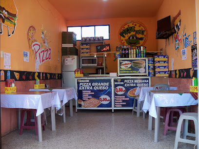 Mr. Pizza - mercado municipal, 2do nivel, Comalapa, Guatemala