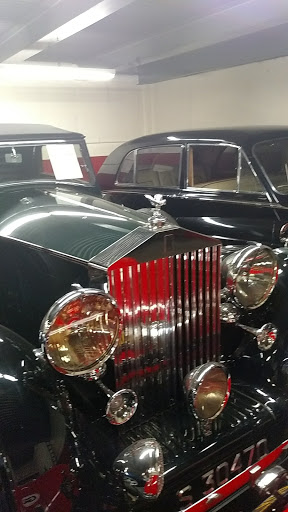 Used Car Dealer «Gullwing Motor Cars, Inc», reviews and photos, 24-30 46th St, Astoria, NY 11103, USA