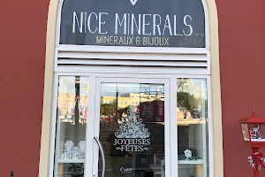Nice Minerals - boutique de pierres naturelles, pierres minérales, pierres précieuses image