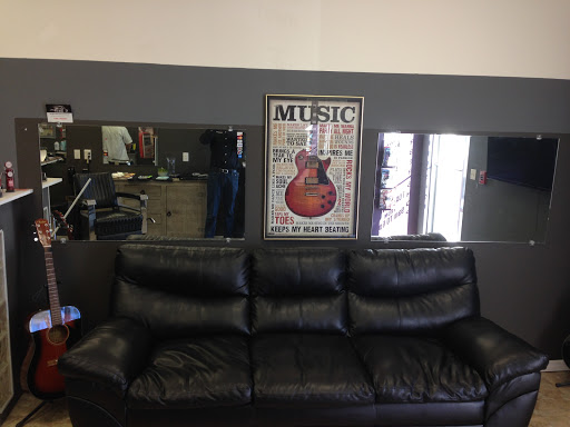 Barber Shop «Down Town Barber Shop», reviews and photos, 8775 N 56th St, Temple Terrace, FL 33617, USA