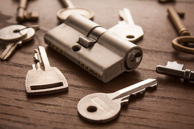 Reviews of My Key Locksmiths Canning Town E16 in London - Locksmith