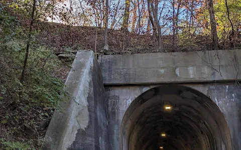 Vale Tunnel, Rock Island Trail image