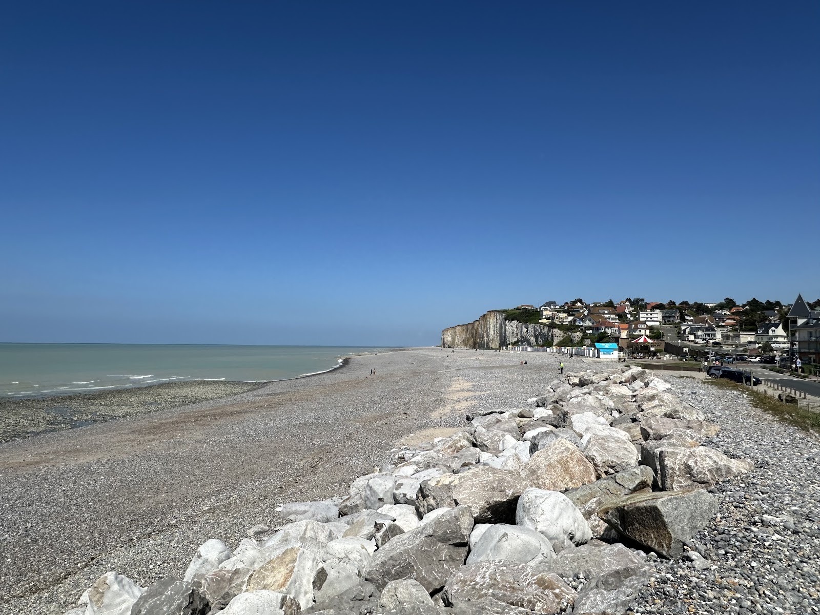 Foto de Plage de Criel con guijarros grises superficie